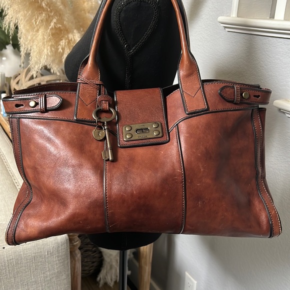 Fossil Handbags - Fossil Brown Classic Vintage XL Bag